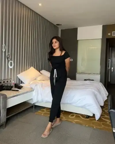 Call Girls Kheenvsar Cash On Delivery